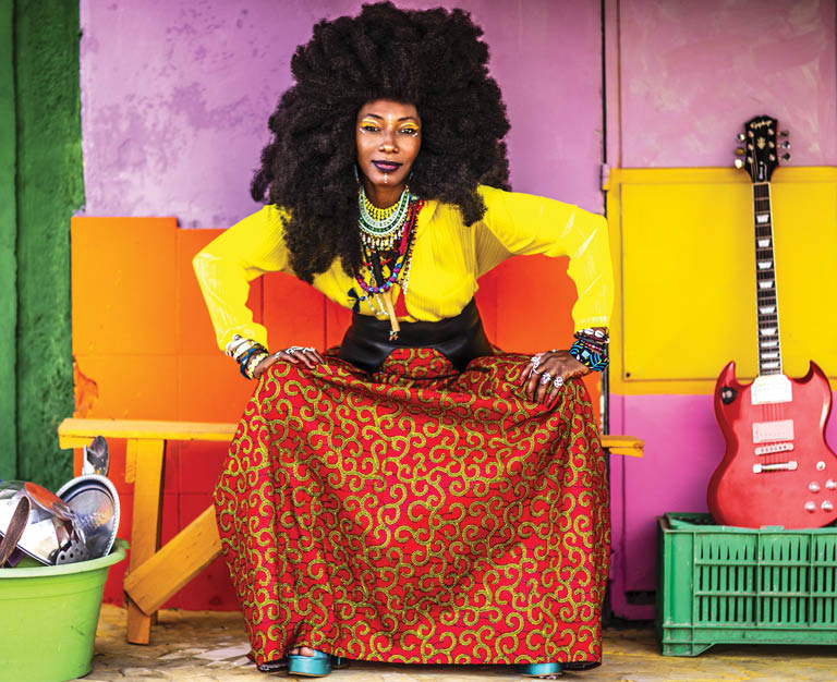 Discover the festival: Fatoumata Diawara’s breathtaking artistic approach to Afro-pop 